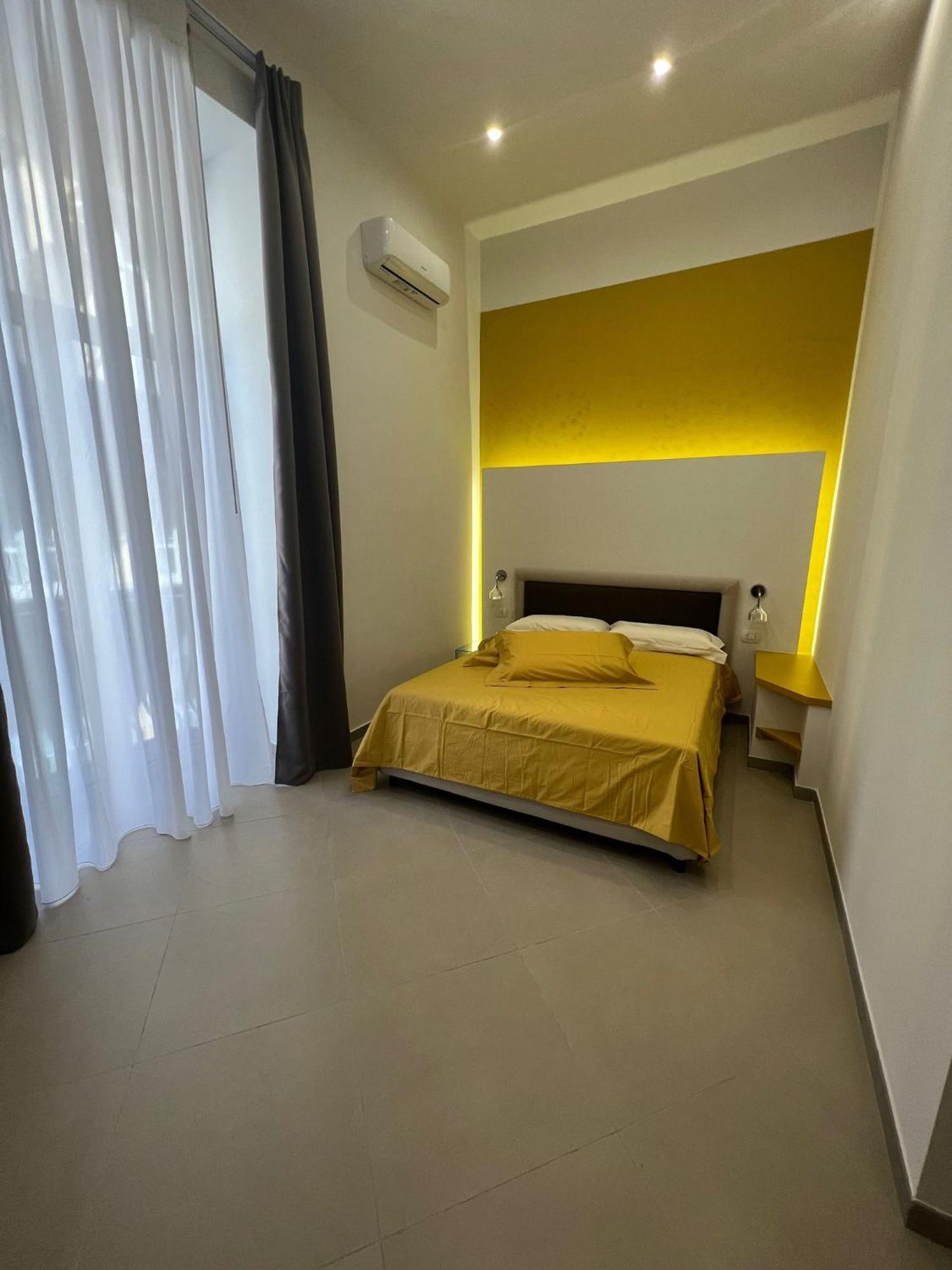 Hotel Dimora Chiaia 209 Napoli Esterno foto